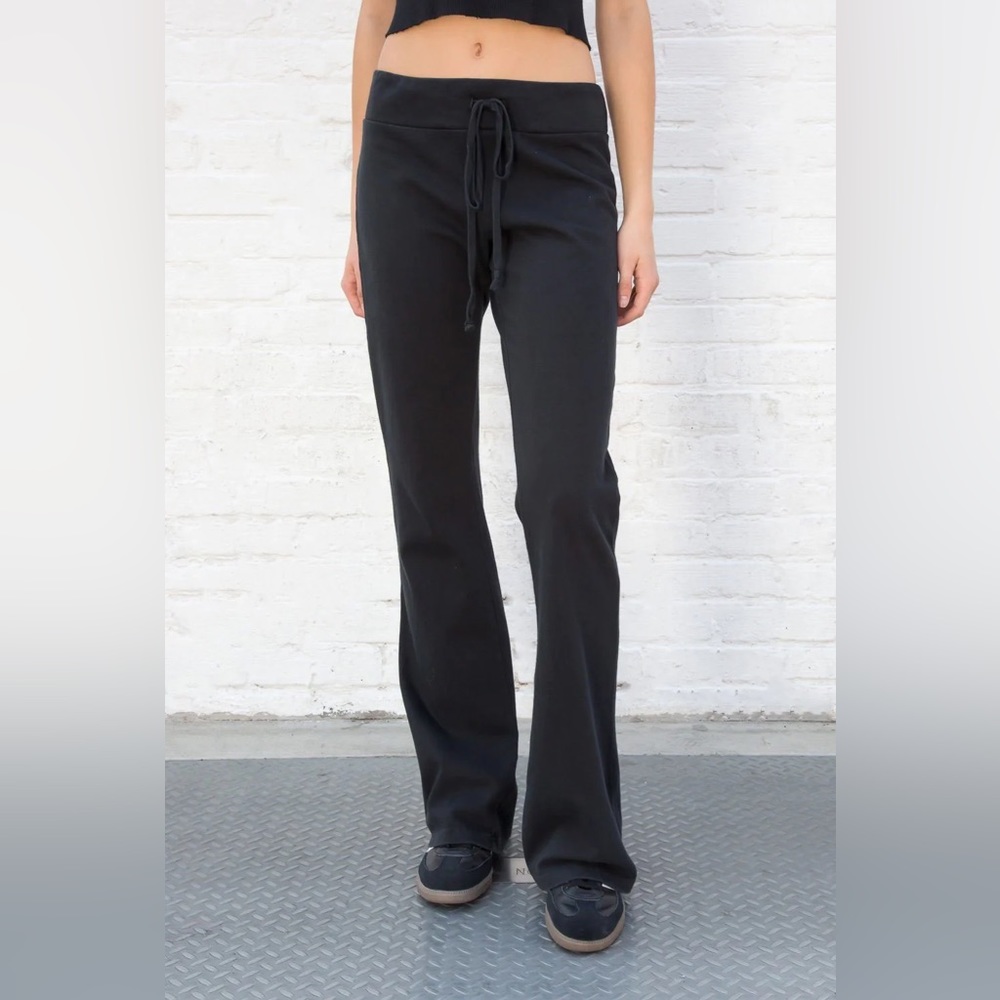 Brandy Melville black Hillary yoga pants